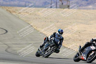 media/Mar-12-2022-SoCal Trackdays (Sat) [[152081554b]]/Turn 10 Braking Zone (11am)/